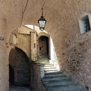 https://il-volto.hotelitalianriviera.com